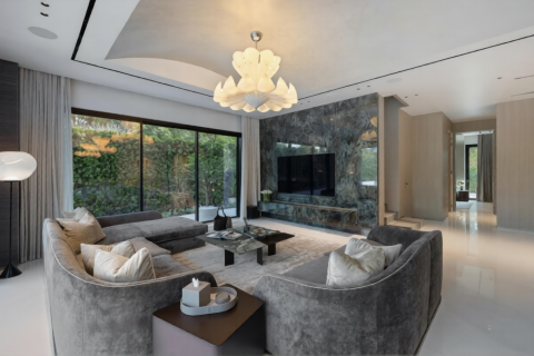 Dubai, UAE의 판매용 듀플렉스 침실 6개, 929제곱미터 번호 703168 - 사진 2