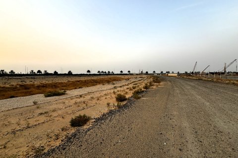 Tokë në Al Zorah, Ajman, Emiratet e Bashkuara Arabe 11892 m2. № 637949 - Foto 8