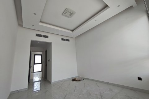 Townhouse in Al Zorah, Ajman, UAE 5 bedrooms, 364 sq.m. № 635222 - photo 10