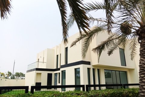 Townhouse in Al Zorah, Ajman, UAE 3 bedrooms, 330 sq.m. № 635220 - photo 2