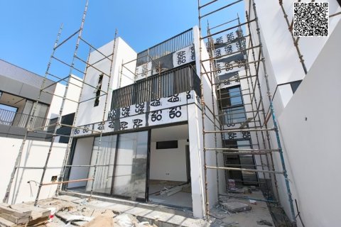 Villa in Al Zorah, Ajman, UAE 4 bedrooms, 288 sq.m. № 650503 - photo 1