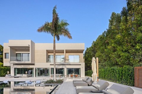 Dubai, UAE의 판매용 듀플렉스 침실 6개, 929제곱미터 번호 703168 - 사진 22