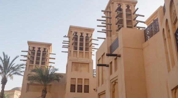 The volume of weekly real estate transactions in Dubai amounted to AED 12.9 billion