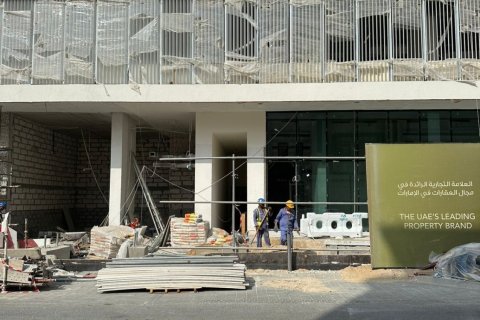 Commercial property in Jumeirah Village Circle, Dubai, UAE 164 sq.m. № 688120 - photo 4