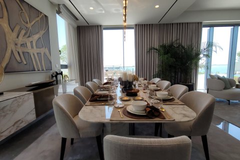Villa te koop in Abu Dhabi, VAE 3 slaapkamers, 266 vr.m., nr 703165 - foto 3