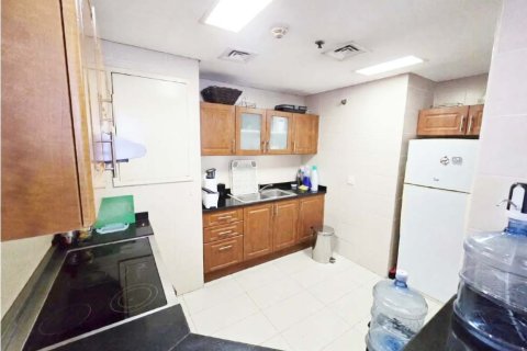 Appartement à louer à Jumeirah Lake Towers, Dubai, EAU 2 chambres, 95 m2 № 723372 - photo 5