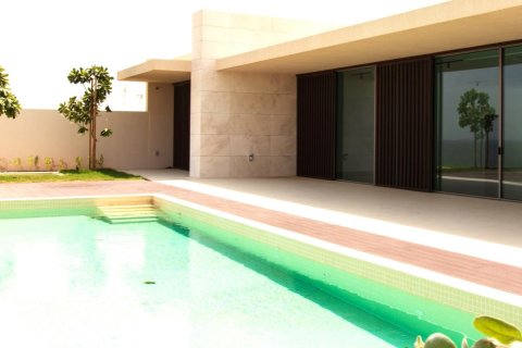 Villa in Al Zorah, Ajman, UAE 4 bedrooms, 528 sq.m. № 637976 - photo 20