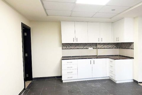 Paritalo Jumeirah Beach Residence, Dubai, Arabiemiraatit 4 makuuhuonetta, 531 m2 № 722414 - kuva 9