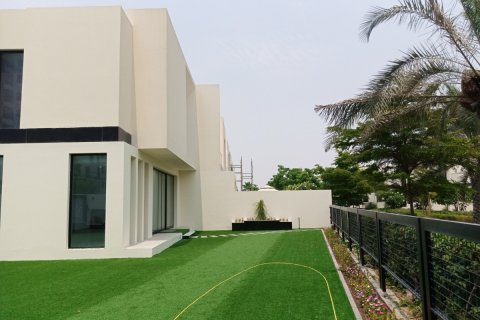 Townhouse in Al Zorah, Ajman, UAE 3 bedrooms, 330 sq.m. № 635220 - photo 18