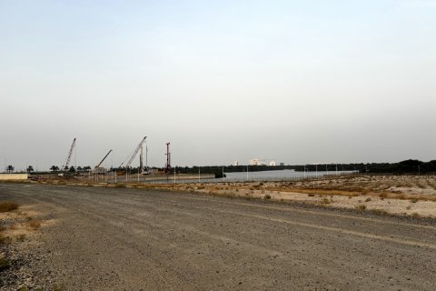Tokë në Al Zorah, Ajman, Emiratet e Bashkuara Arabe 11892 m2. № 637949 - Foto 6