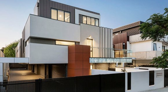 Why it is the right time to invest in the Dubai real estate market?