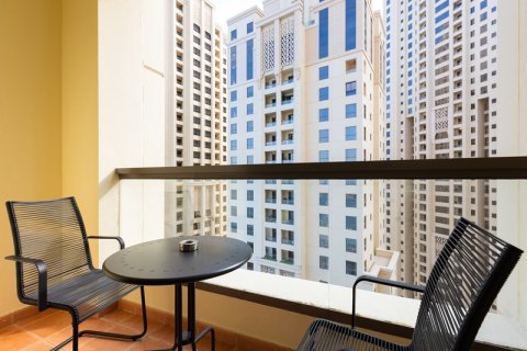 Apartment in Jumeirah Beach Residence, Dubai, UAE 2 bedrooms, 132 sq.m. № 723374