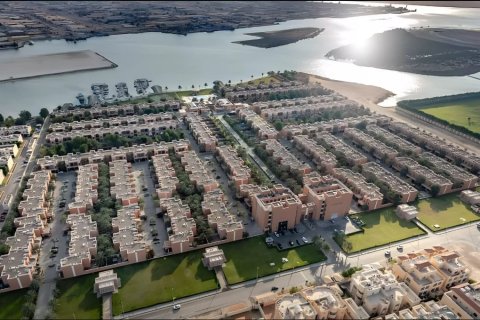 Villa itt: Abu Dhabi, EAE, 5 hálószoba, 451.23 m², azonosító: 739154 - fénykép 6