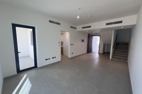 Townhouse on the Yas Island, Abu Dhabi, UAE 3 bedrooms, 169 sq.m. № 634109 - photo 4