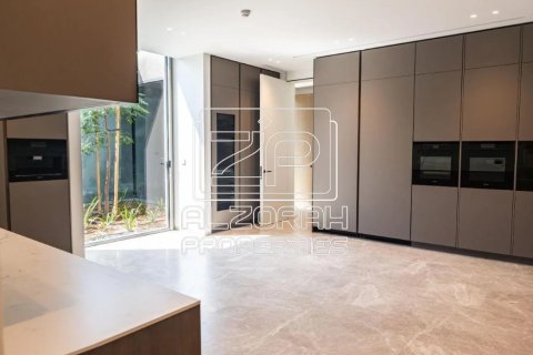 Villa itt: Ajman, EAE, 5 hálószoba, 1.218 m², azonosító: 739766 - fénykép 12