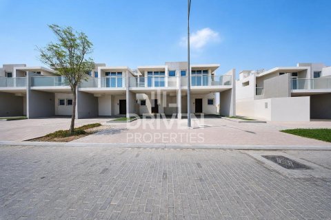Townhouse di Dubai, UEA 3 kamar tidur, 132.2 m2 nomor 756574 - foto 18