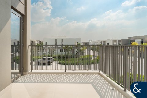 Villa till försäljning i Tilal Al Ghaf, Dubai, UAE 4 sovrum, 210 kvm Nr. 666334 - fotografi 17