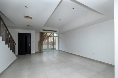 Villa en venta en Jumeirah Village Circle, Dubai, EAU 4 dormitorios, 345 m2 № 677477 - foto 3