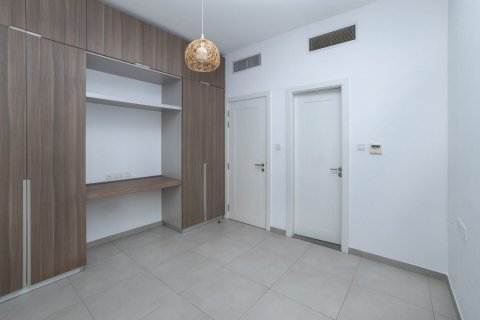 Villa en venta en Jumeirah Village Circle, Dubai, EAU 4 dormitorios, 345 m2 № 677477 - foto 15