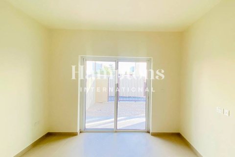 Apartment sa Dubai South (Dubai World Central), UAE 2 silid-tulugan, 151.40030298 sq.m. № 651596 - larawan 7