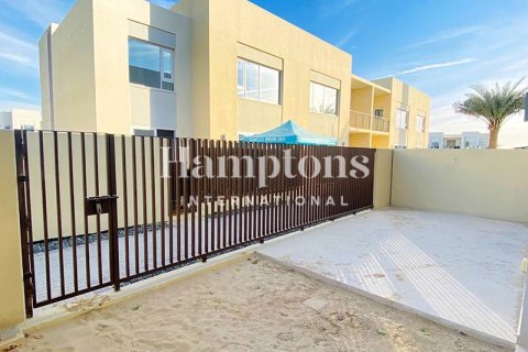 Apartment sa Dubai South (Dubai World Central), UAE 2 silid-tulugan, 151.40030298 sq.m. № 651596 - larawan 12