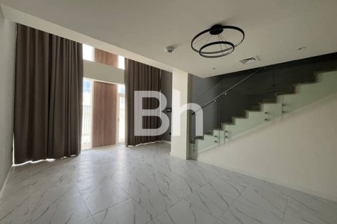 Vilë në Dubai Land, Emiratet e Bashkuara Arabe 2 dhoma gjumi, 101 m2. № 643829 - Foto 10