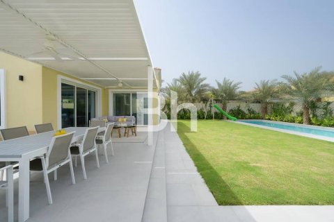 Villa til leie i Jumeirah Park, Dubai, Emiratene 4 soverom, 841 kvm Nr. 643830 - Foto 11