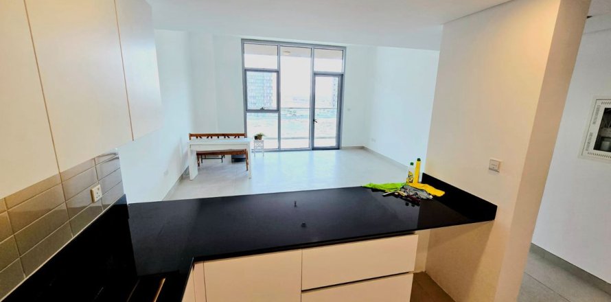 Appartamento a Dubai, EAU 3 camere da letto, 142.2 mq. № 682380