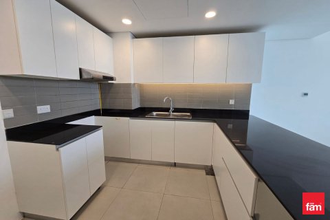 Appartamento in affitto a Dubai, EAU 3 camere da letto, 142.2 mq. № 682380 - foto 2