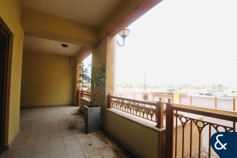Appartamento in affitto a Palm Jumeirah, Dubai, EAU 3 camere da letto, 256 mq. № 698551 - foto 13