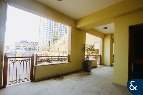 Appartamento in affitto a Palm Jumeirah, Dubai, EAU 3 camere da letto, 256 mq. № 698551 - foto 16