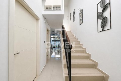 Townhouse in Dubai, UAE 2 bedrooms, 133.41 sq.m. № 765257 - photo 5