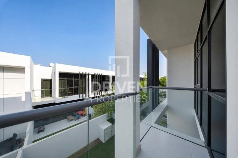 Townhouse in Dubai, UAE 2 bedrooms, 133.41 sq.m. № 765257 - photo 14