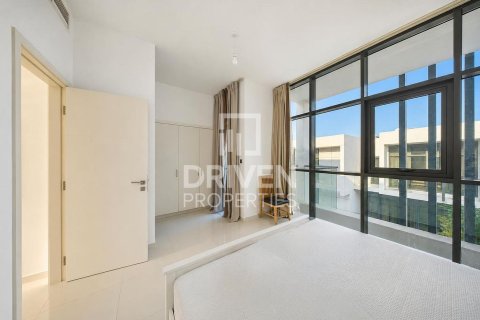 Townhouse in Dubai, UAE 2 bedrooms, 133.41 sq.m. № 765257 - photo 11