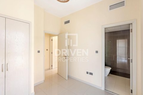 Shtëpi në qytet në Dubai, Emiratet e Bashkuara Arabe 3 dhoma gjumi, 174.84 m2. № 765260 - Foto 8
