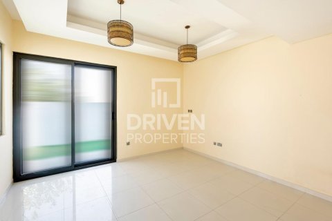 Shtëpi në qytet në Dubai, Emiratet e Bashkuara Arabe 3 dhoma gjumi, 174.84 m2. № 765260 - Foto 7
