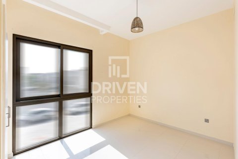Shtëpi në qytet në Dubai, Emiratet e Bashkuara Arabe 3 dhoma gjumi, 174.84 m2. № 765260 - Foto 2