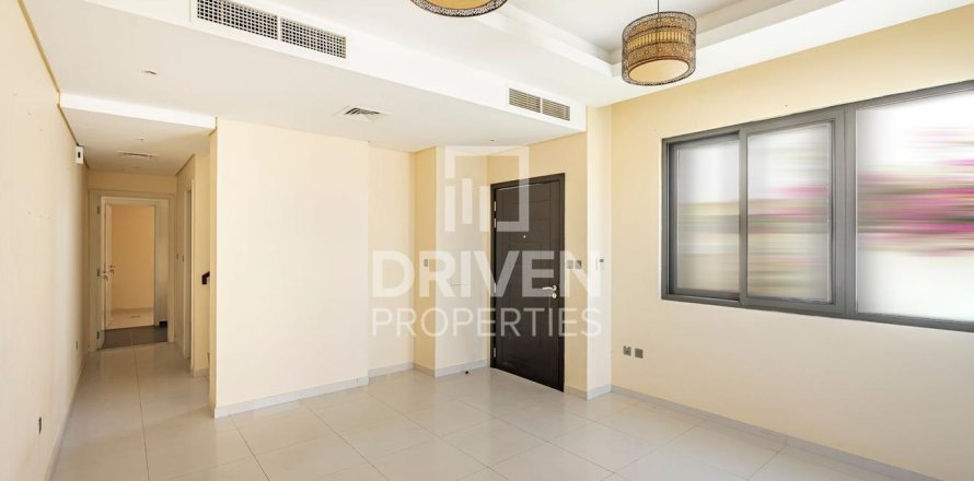 Shtëpi në qytet në Dubai, Emiratet e Bashkuara Arabe 3 dhoma gjumi, 174.84 m2. № 765260