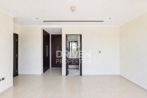 Вилла Jumeirah Park, Дубай, БАӘ-да 4 жатын бөлмелер, 790.42 м² № 744764 - фото 13