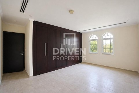 Вилла Jumeirah Park, Дубай, БАӘ-да 4 жатын бөлмелер, 790.42 м² № 744764 - фото 14