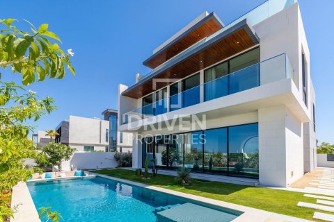 Vila u Jumeirah, Dubai, UAE 5 spavaćih soba, 617.81 m2 Br. 744761 - fotografija 1