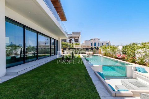 Vila u Jumeirah, Dubai, UAE 5 spavaćih soba, 617.81 m2 Br. 744761 - fotografija 3
