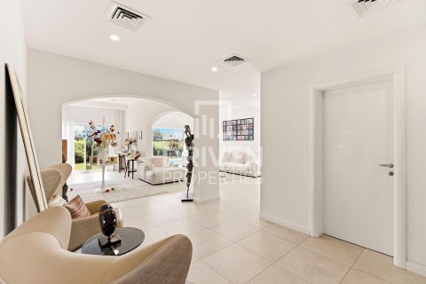 Vilă de închiriat în Meadows, Dubai, EAU 5 dormitoare, 597.18 mp.  №744763 - poză 4