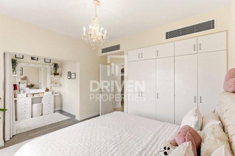 Vilă de închiriat în Meadows, Dubai, EAU 5 dormitoare, 597.18 mp.  №744763 - poză 19