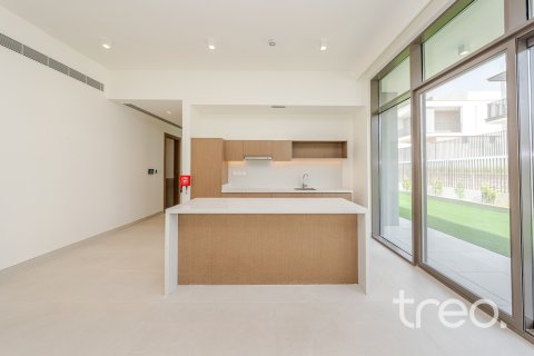 Villa til leie i Al Furjan, Dubai, Emiratene 4 soverom, 457.83 kvm Nr. 733489 - Foto 9