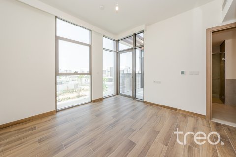 Villa til leie i Al Furjan, Dubai, Emiratene 4 soverom, 457.83 kvm Nr. 733489 - Foto 16