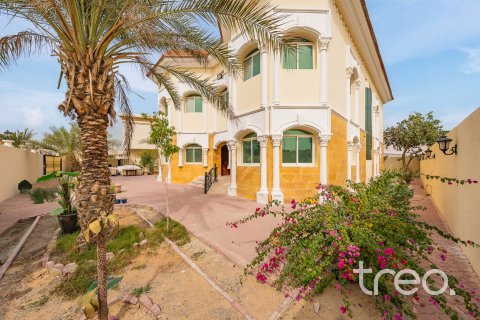 Villa til leje i Dubai, UAE 4 soveværelser, 939.53 kvm № 733490 - foto 5