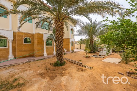 Villa til leje i Dubai, UAE 4 soveværelser, 939.53 kvm № 733490 - foto 18