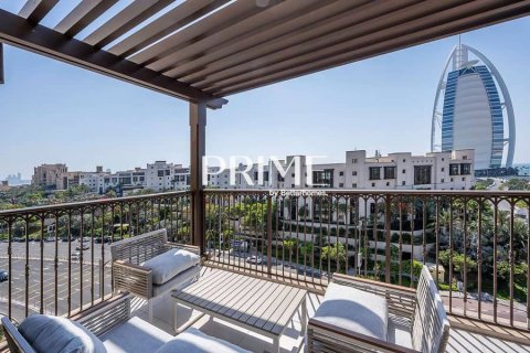 Apartament në Umm Suqeim, Dubai, Emiratet e Bashkuara Arabe 4 dhoma gjumi, 356 m2. № 643897 - Foto 20