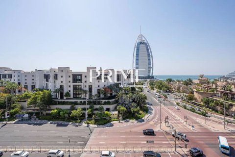 Apartament në Umm Suqeim, Dubai, Emiratet e Bashkuara Arabe 4 dhoma gjumi, 356 m2. № 643897 - Foto 19
